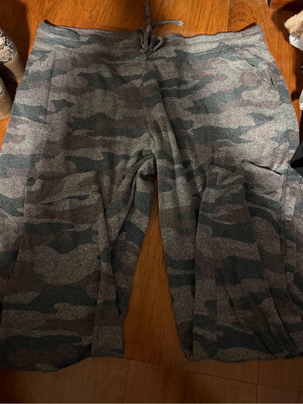 Women’s Gray Camouflage Hooded Pullover Sweater set - Picture 3 of 3